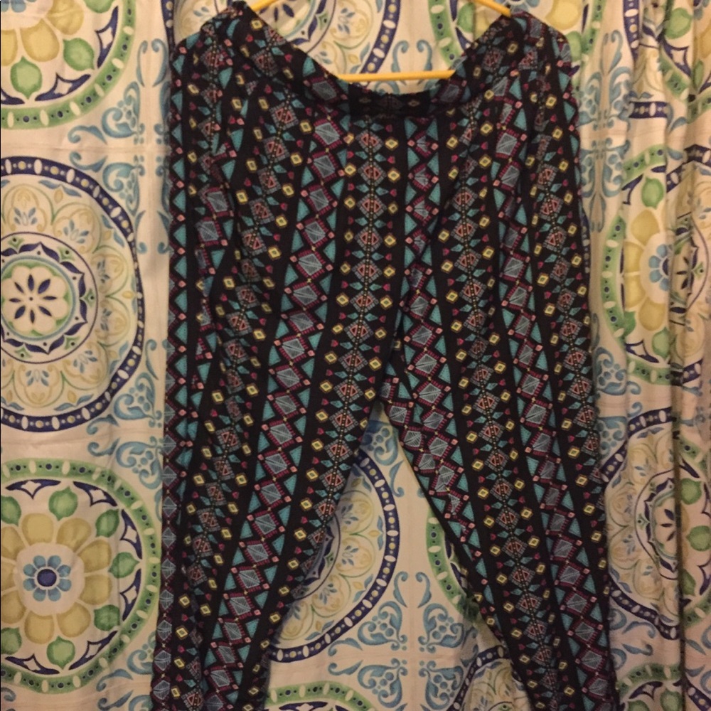 Beautiful and comfy ankle pants